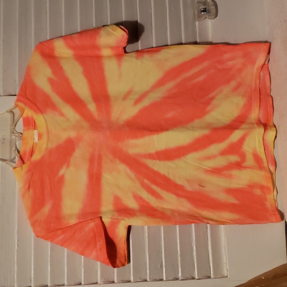 NWoT☆ Tie Dye Tshirt
